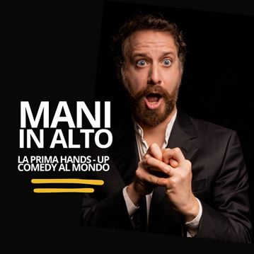 Mani in alto